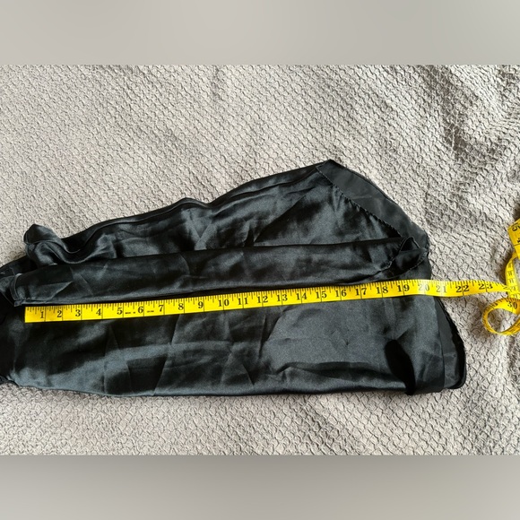 Vintage (90’s) black chemise , nightgown, dress in EUC - Picture 7 of 7